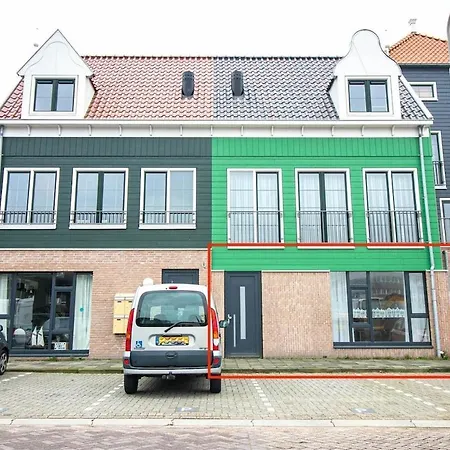 Newly Renovated 1 Bed Flat * Zaandam